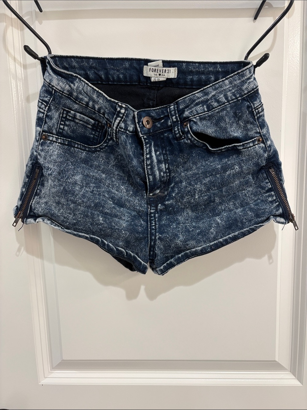 Forever 21 Dark Blue Acid Wash Denim Zip-Accent Shorts